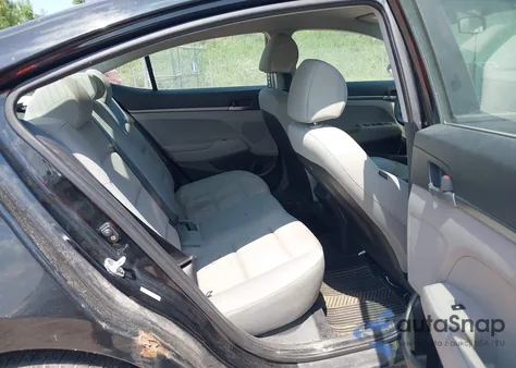 2017 Hyundai Elantra Se z USA, uszkodzony, nr VIN KMHD74LF7HU077663